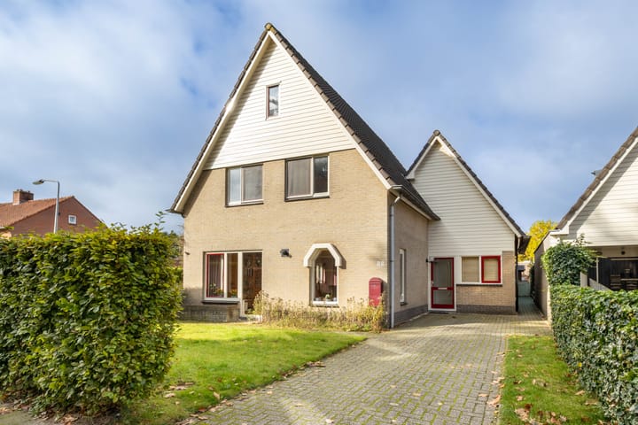 Kluppelshuizenweg 32 in Almelo