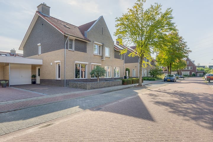 Photo of property Knikeind 16, Best