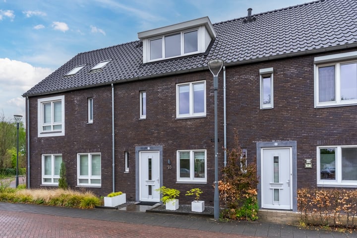 Knipperij 18 in Waalre
