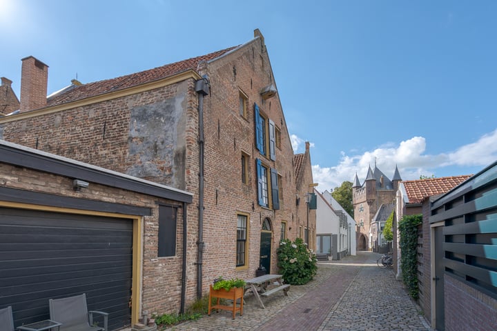 Knorrenburgerstraat 2 in Hattem