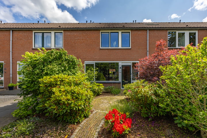 Knottenplat 38 in Eelde