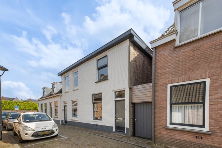 Photo of property Koestraat 17, Vianen