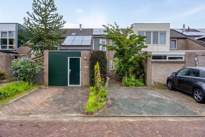 Photo of property Koles 3, Rolde