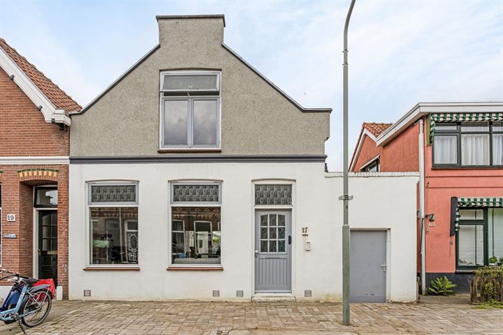 Komatistraat 17 in Dordrecht