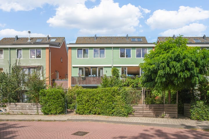 Kometensingel 176 in Amsterdam