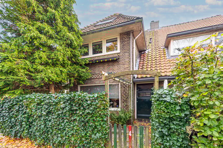 Kometenstraat 4 in Hilversum foto