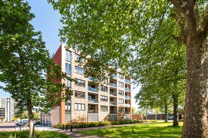 Photo of property Kometenstraat 40, Purmerend
