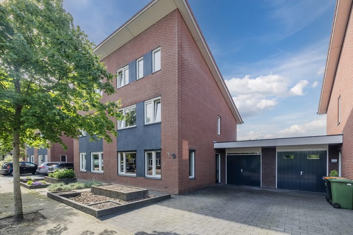 Kommavlinder 9 in Hoogeveen foto