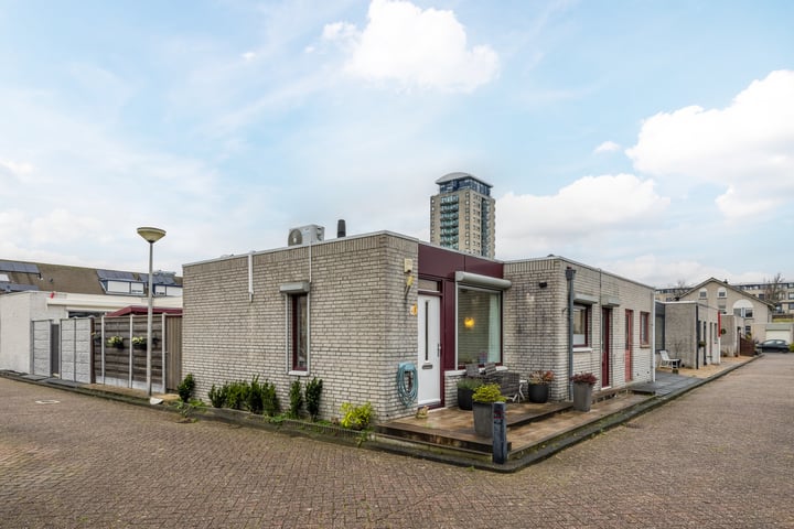 Photo of property Kongostraat 1, Spijkenisse