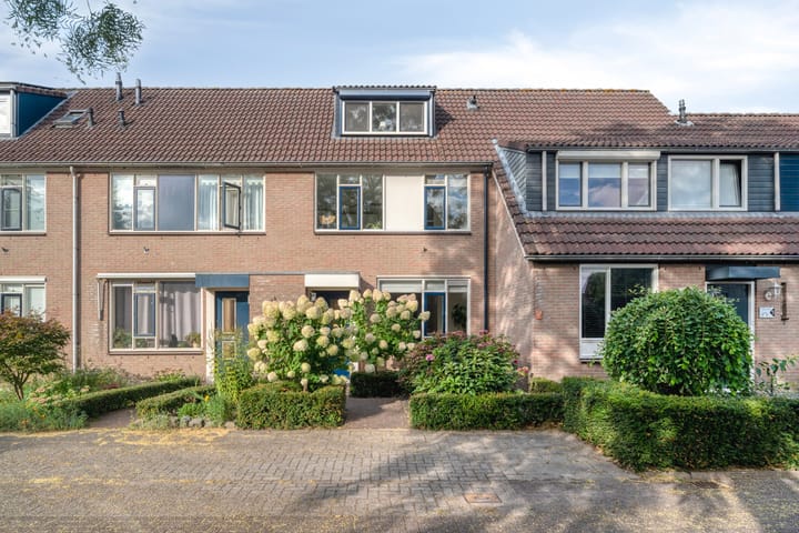 Koningin Beatrixstraat 7 in Nunspeet