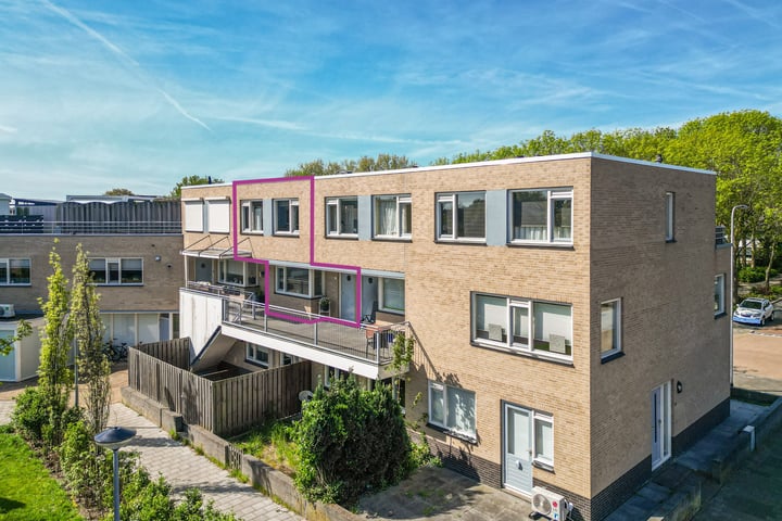 Koningin Julianalaan 129 in Rijnsburg