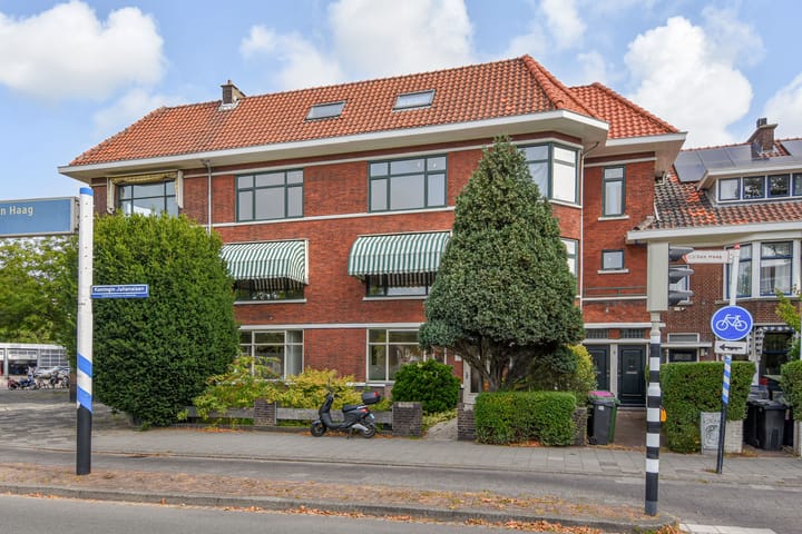 Koningin Julianalaan 5 in Voorburg