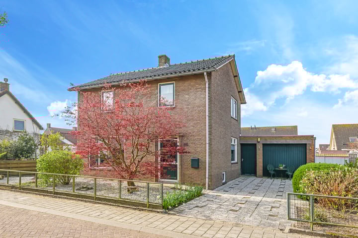 Photo of property Koningin Julianastraat 25, Randwijk