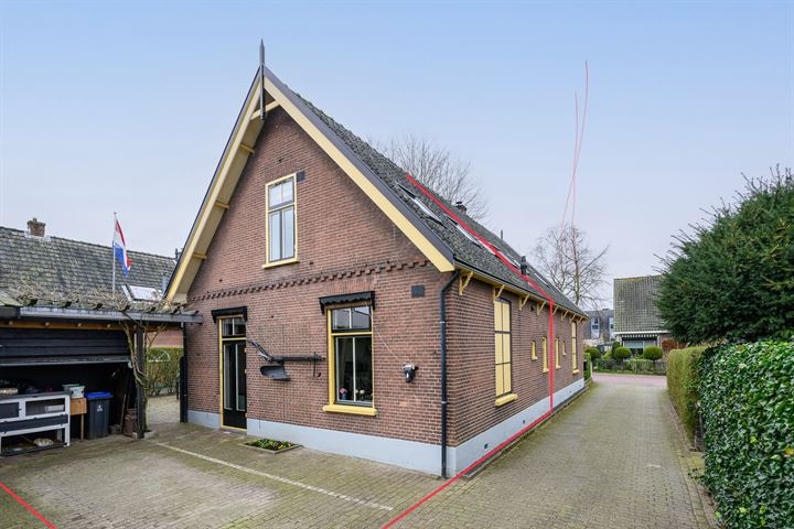 Koningin Julianastraat 32 in Huizen