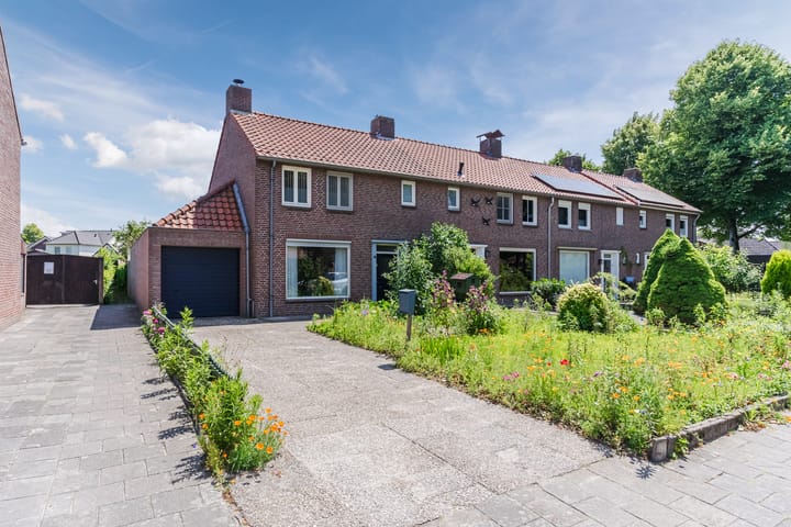 Koningin Julianastraat 8 in Bergeijk