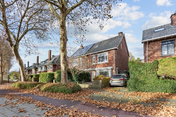 Photo of property Koningin Julianaweg 111, Leidschendam