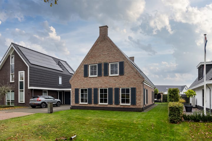 Koningin Julianaweg 25 in Achterveld