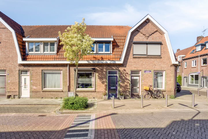Koningin Regentesselaan 50 in Roermond