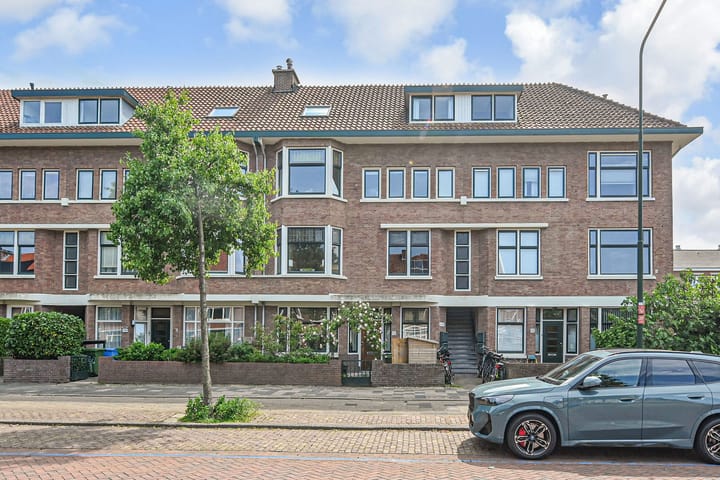 Koningin Wilhelminalaan 192 in Voorburg