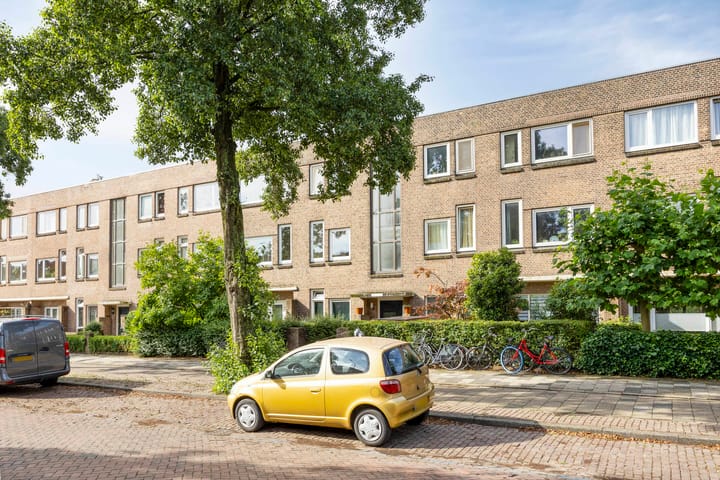 Koningin Wilhelminalaan 222 in Voorburg