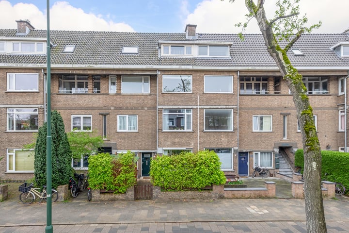 Koningin Wilhelminalaan 302 in Voorburg