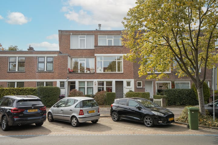 Koningin Wilhelminalaan 462 in Voorburg foto