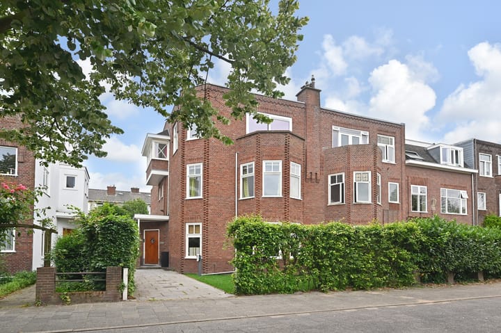 Koningin Wilhelminalaan 520 in Voorburg foto