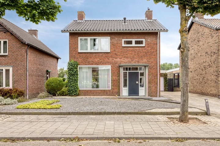 Photo of property Koningin Wilhelminalaan 97, Swalmen