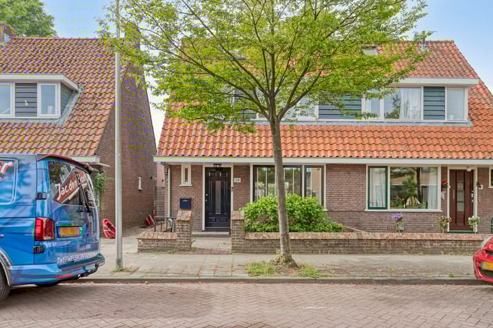 Koningin Wilhelminastraat 10 in Woudenberg foto