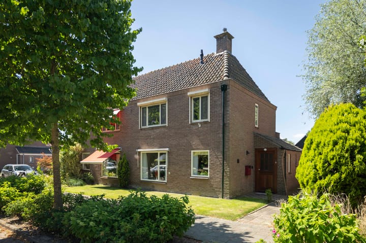 Koningin Wilhelminastraat 6 in Olst foto