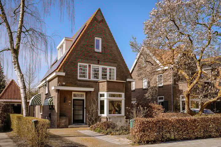 Photo of property Koningin Wilhelminaweg 26, Zaltbommel