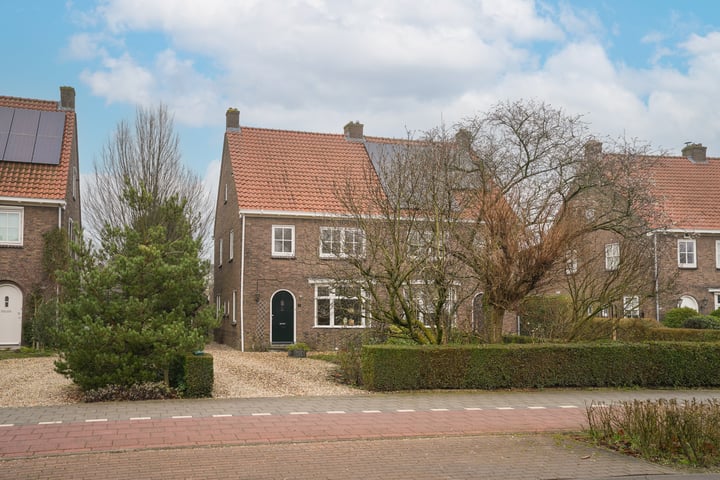 Koningin Wilhelminaweg 37 in Zaltbommel