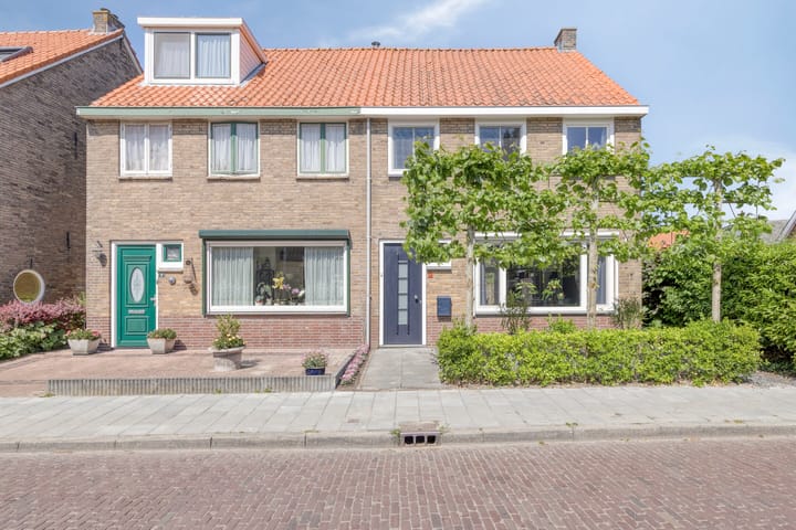 Koninginnelaan 2 in Middelburg foto