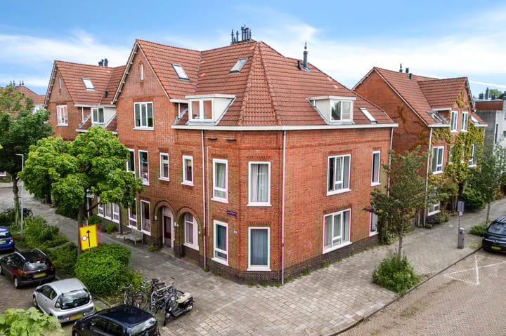 Koninginnelaan 51b in Groningen
