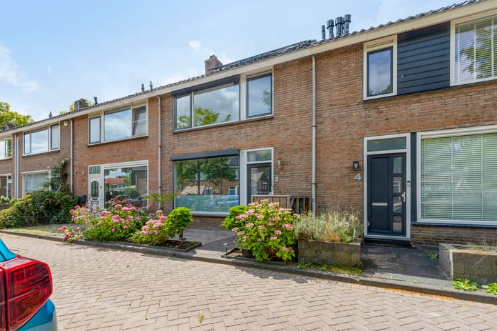 Photo of property Koninginnelaan 6, Poortugaal