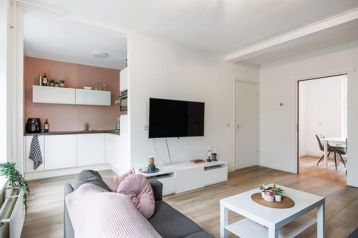Photo of property Koninginnelaan 77b, Groningen