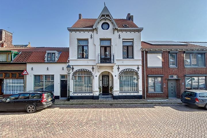 Koninginnestraat 15 in IJzendijke