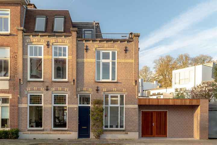 Koninginnestraat 75 in Breda