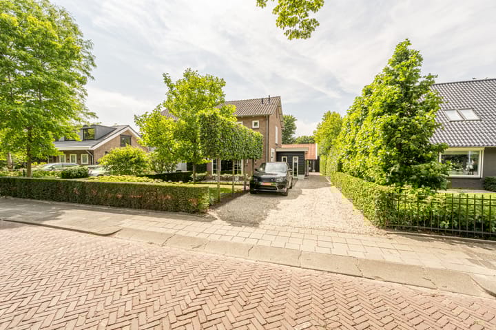 Koninginneweg 106 in Oud-Beijerland