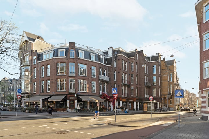 Koninginneweg 143-3 in Amsterdam photo