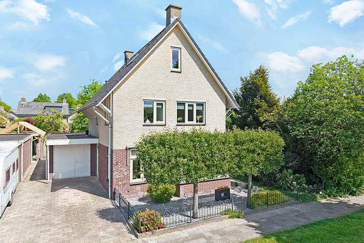 Koninginneweg 2 in Hoevelaken