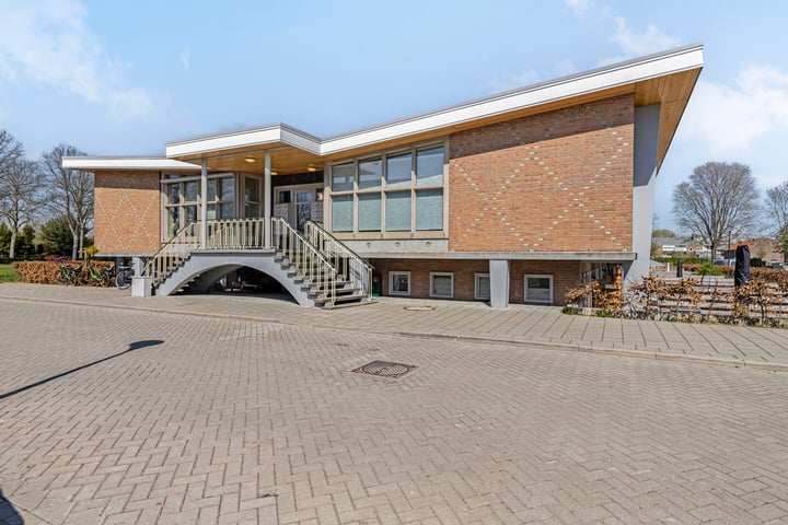 Photo of property Koningsdreef 29, Oud-Beijerland