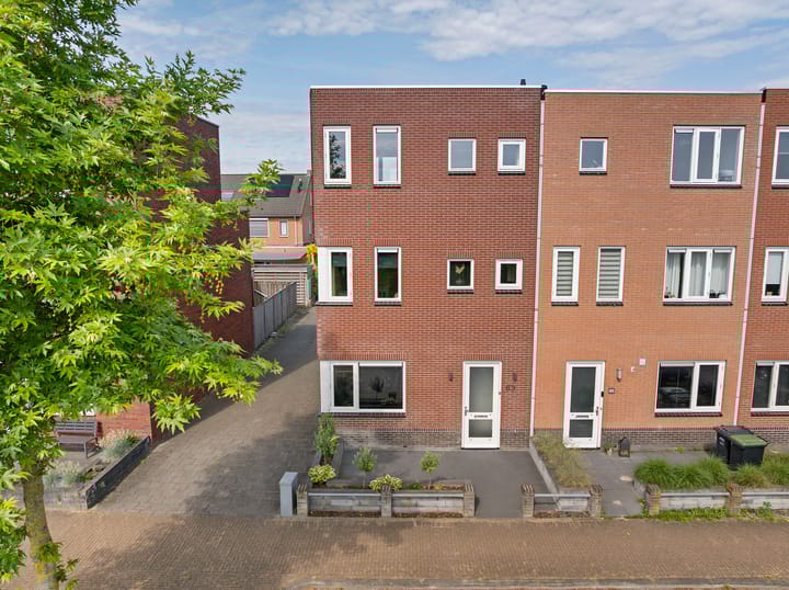 Koningspage 83 in Hoogeveen