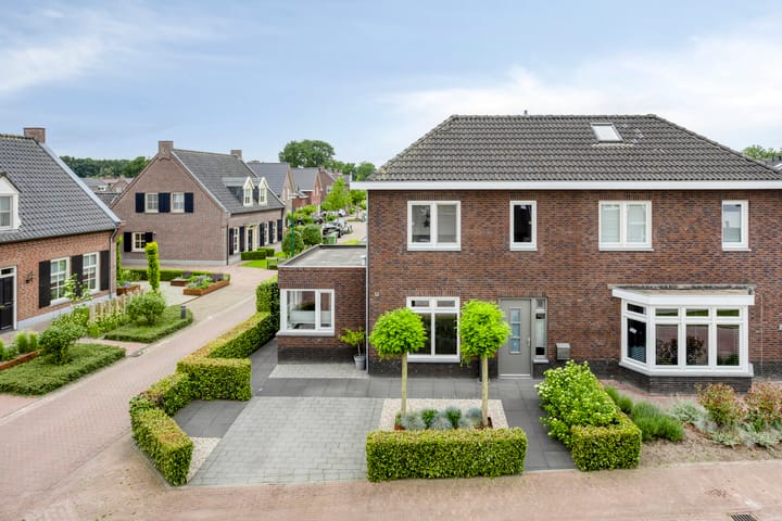 Koningsspil 5 in Rijkevoort