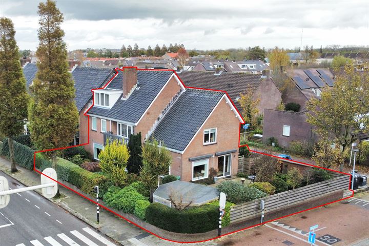 Koningstraat 1 in Sassenheim