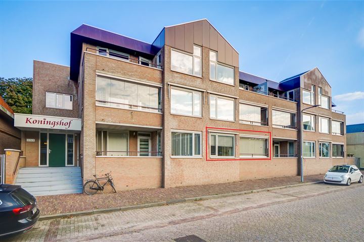 Koningstraat 38 in Hippolytushoef