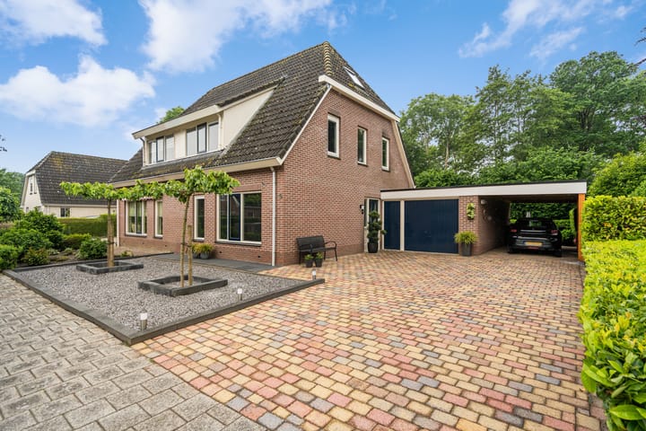 Kooibos 5 in Scheerwolde