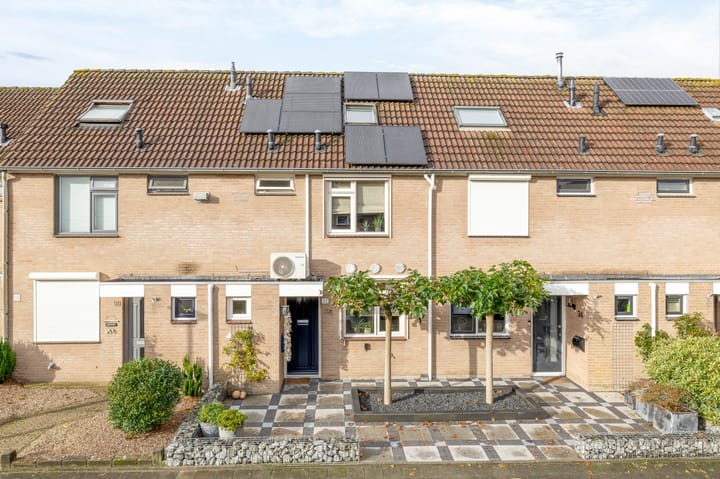 Koolmees 32 in Sprang-Capelle