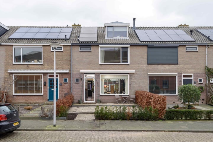 Koolmeesstraat 10 in Bleskensgraaf ca