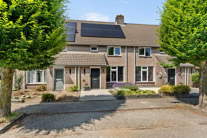 Koolzaadbeemd 5 in Valkenswaard